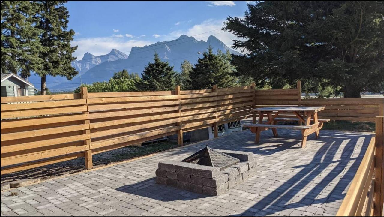 Mountainview -Privatechalet Sleep7- 5Min To Dt Vacation Home Canmore Extérieur photo